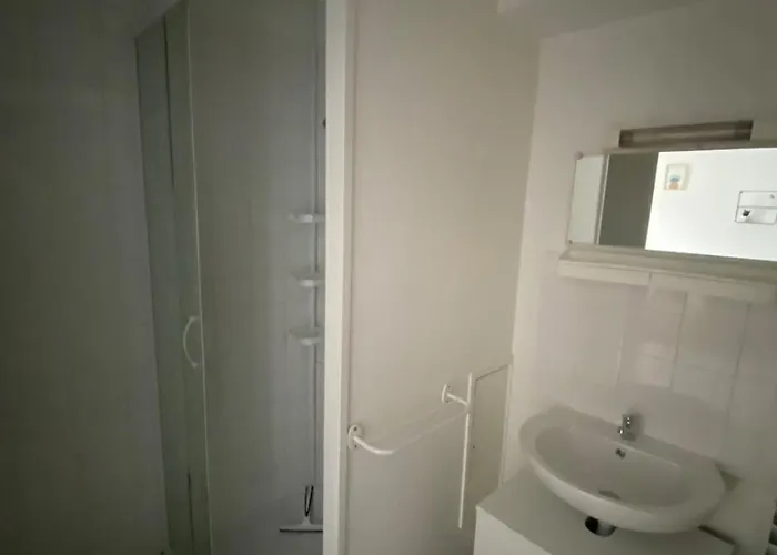 Apartment Proche Chu *